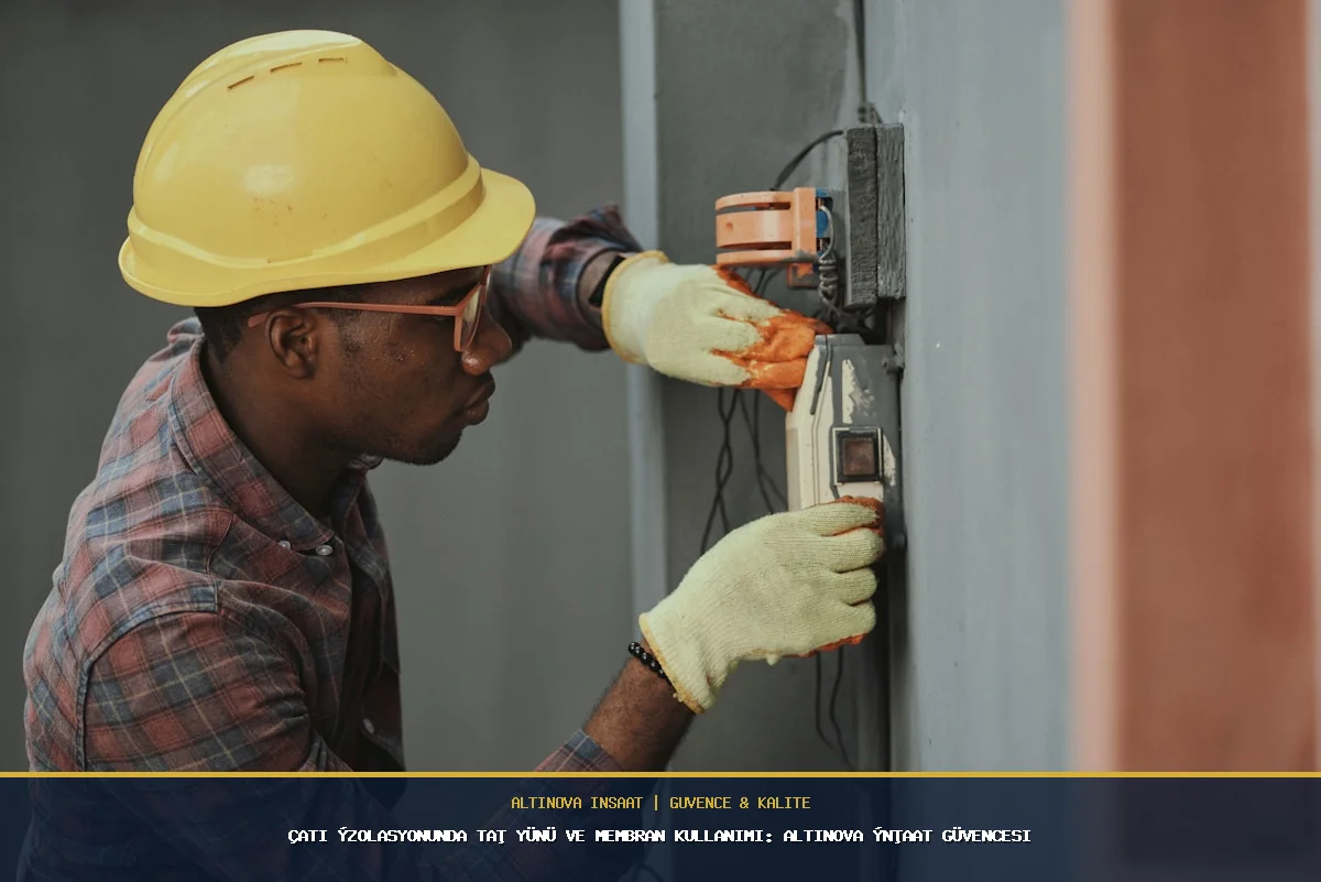 Çatı İzolasyonunda Taş Yünü ve Membran Kullanımı: Altınova İnşaat Güvencesi