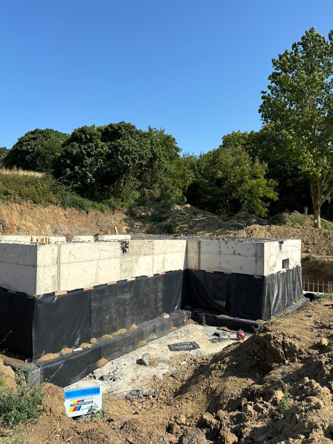 Tamamlanmış Drenaj Sistemi ve Geri Dolgu Hazırlığı