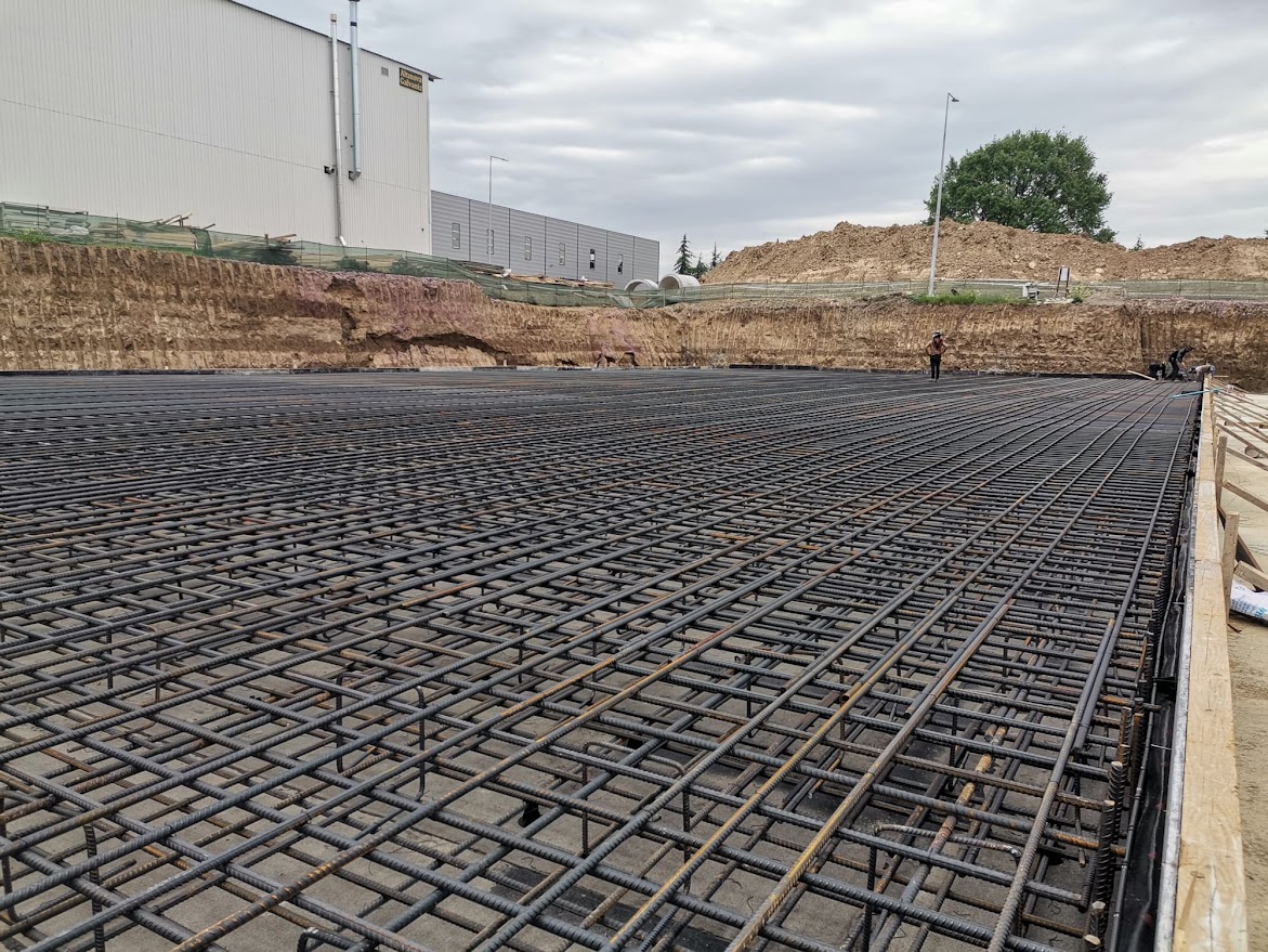 Temel Kalıp ve Demir Montajı